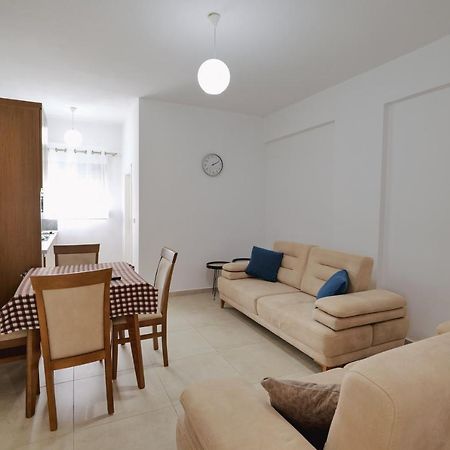Violeta Apartments Εξαμίλιο Εξωτερικό φωτογραφία