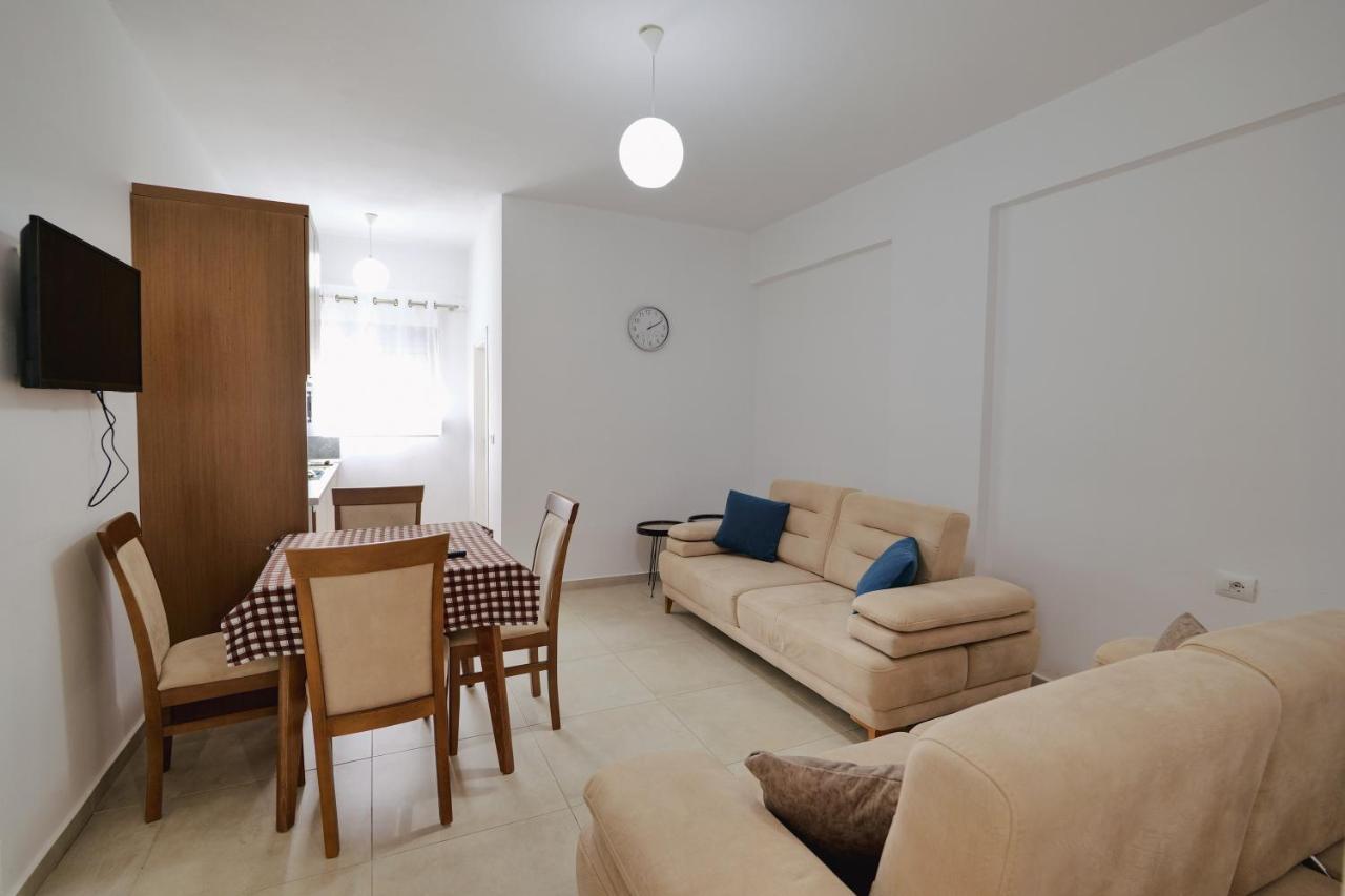 Violeta Apartments Εξαμίλιο Εξωτερικό φωτογραφία