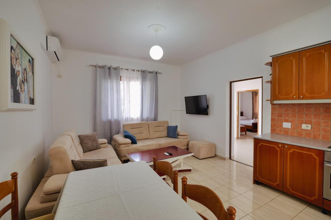 Violeta Apartments Εξαμίλιο Εξωτερικό φωτογραφία