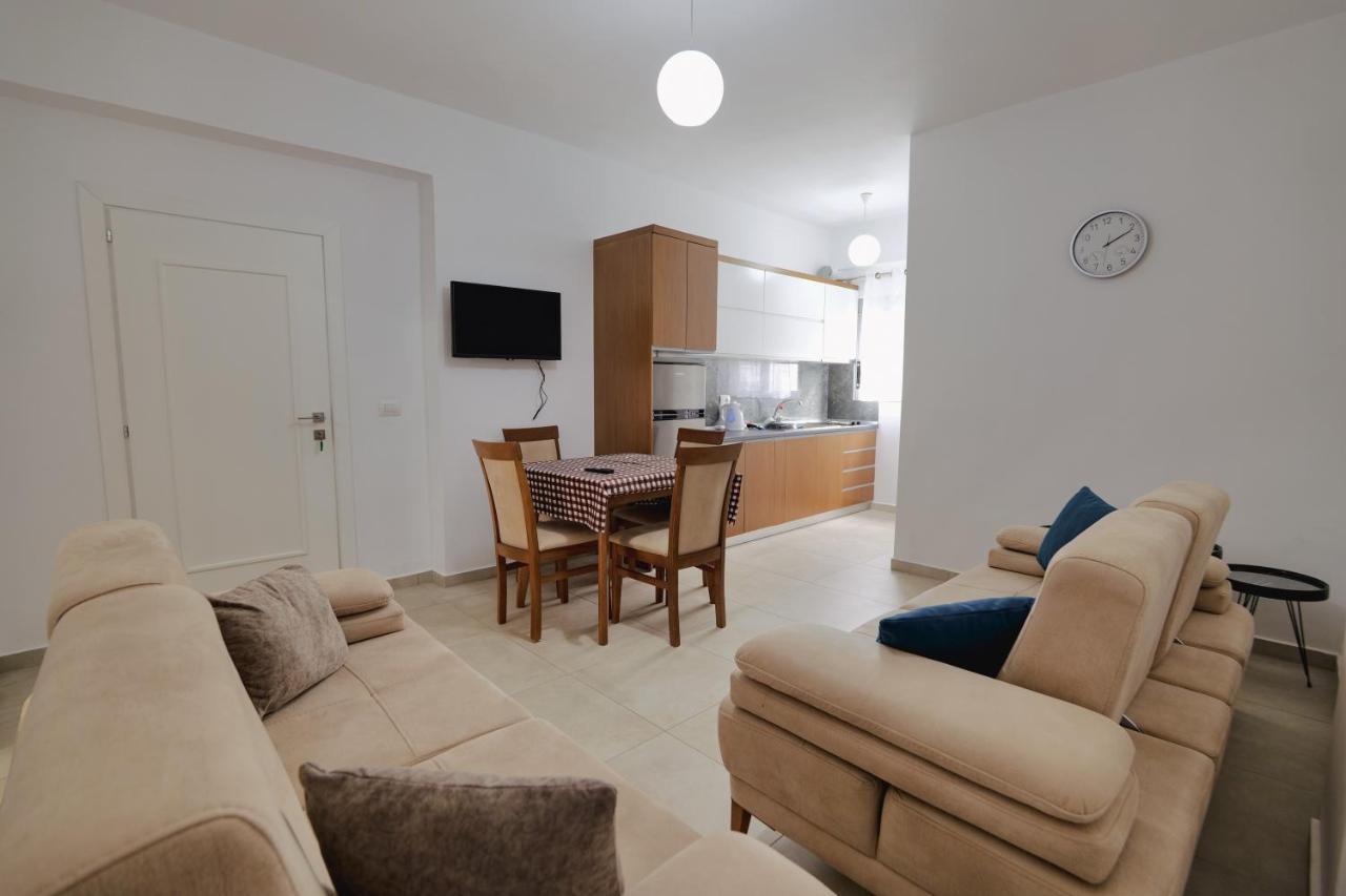 Violeta Apartments Εξαμίλιο Εξωτερικό φωτογραφία