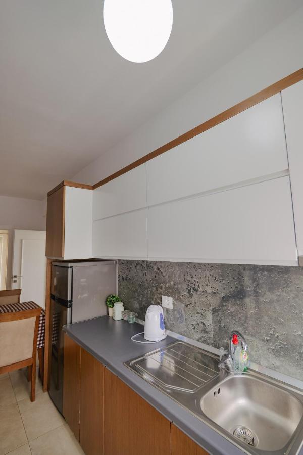 Violeta Apartments Εξαμίλιο Εξωτερικό φωτογραφία