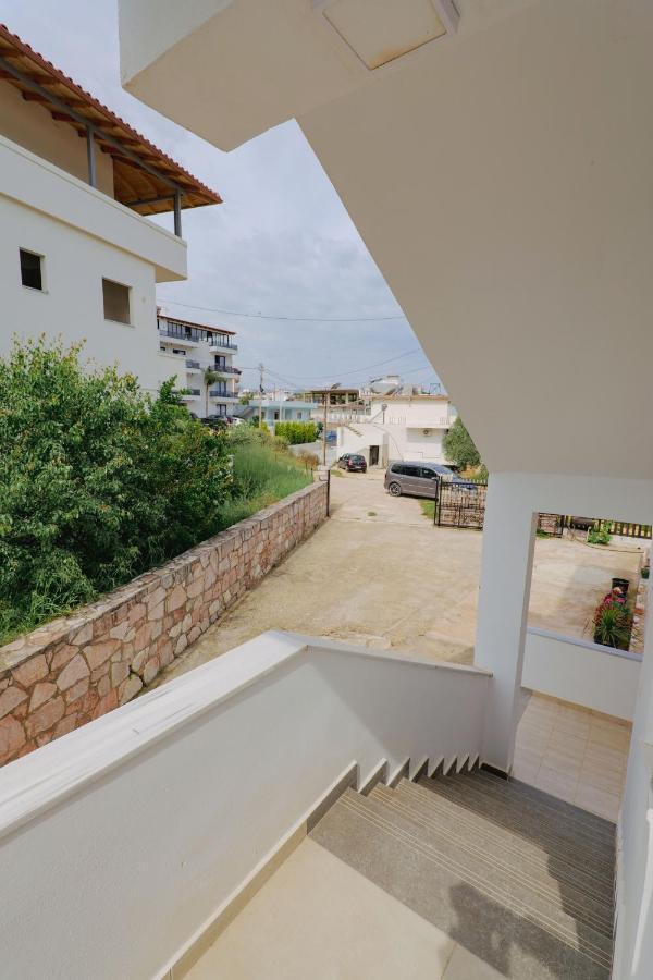 Violeta Apartments Εξαμίλιο Εξωτερικό φωτογραφία